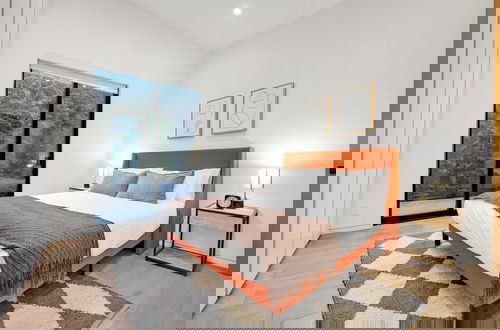 Foto 2 - LA Villa by Avantstay Walk to The Grove LA