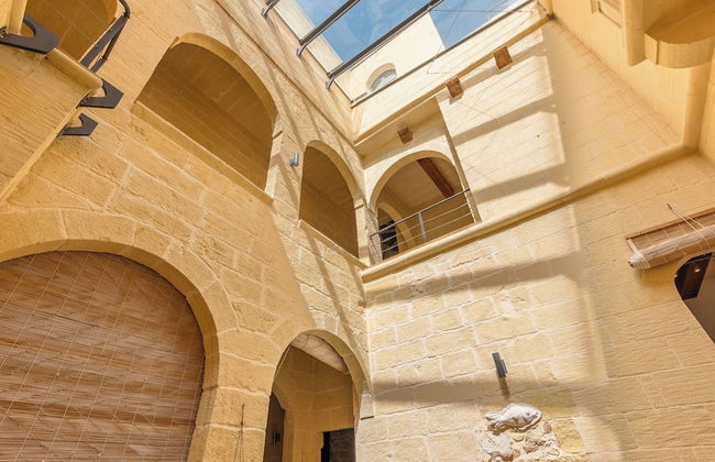 Onefifty Gozitan Villa and Pool - Photo 33