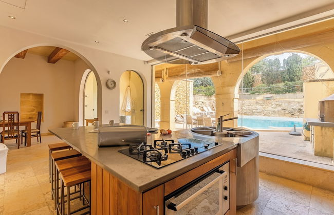 Onefifty Gozitan Villa and Pool - Photo 13