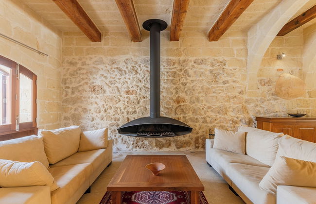 Onefifty Gozitan Villa and Pool - Photo 14