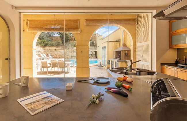Onefifty Gozitan Villa and Pool - Photo 12
