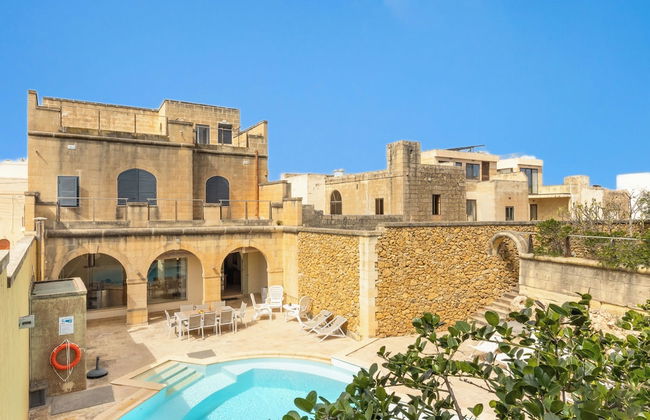 Onefifty Gozitan Villa and Pool - Photo 26