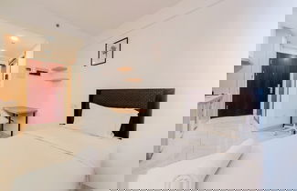 Photo 1 - Relaxing Studio At Sky House Alam Sutera Apartment
