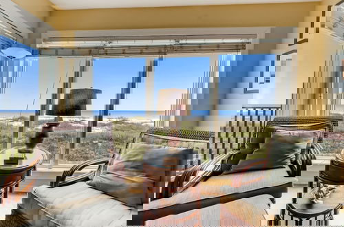 Foto 1 - Seashore Condo with Balcony Overlooking the beach and the Atlantic by RedAwning