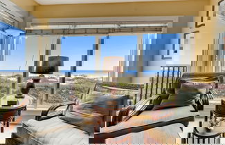 Foto 1 - Seashore Condo with Balcony Overlooking the beach and the Atlantic by RedAwning