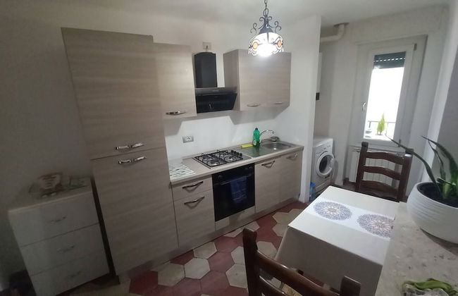Apartment In Centro Tradate - Photo 9