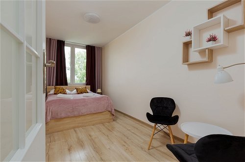 Photo 11 - Apartment With Three Bedrooms by Renters