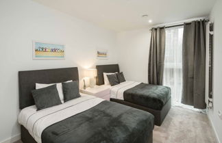 Foto 2 - Stunning 3-bed Apartment in London