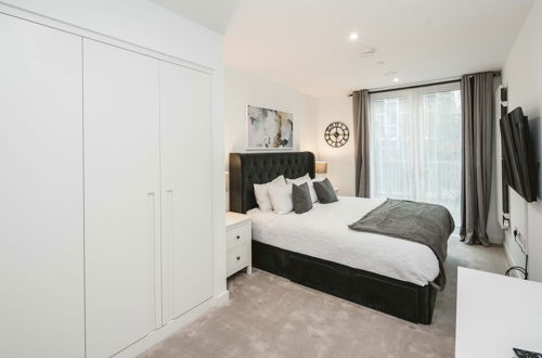 Foto 1 - Stunning 3-bed Apartment in London