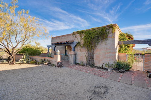 Photo 28 - Charming Wickenburg Villa w/ Casita & Private Pool