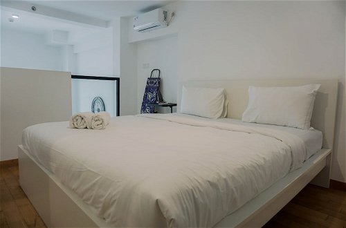 Photo 7 - Comfortable And Homey Studio Loft At Kingland Avenue Apartment