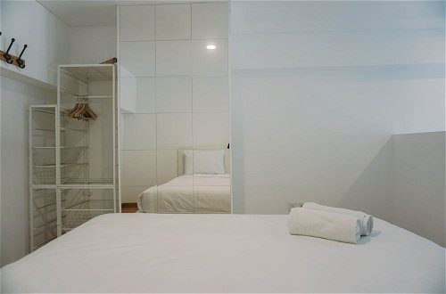 Photo 8 - Comfortable And Homey Studio Loft At Kingland Avenue Apartment
