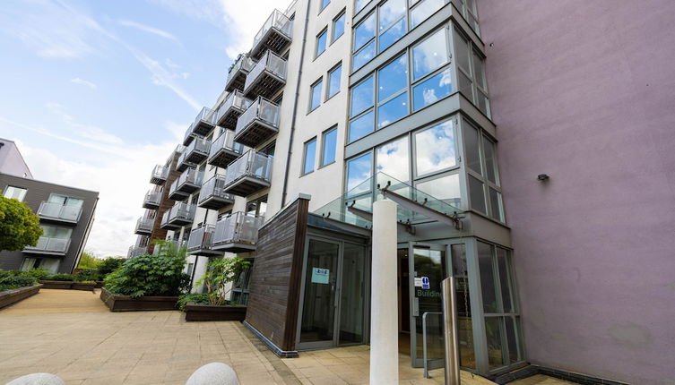 Photo 1 - Beautiful and Spacious 2-bed Apartment in London