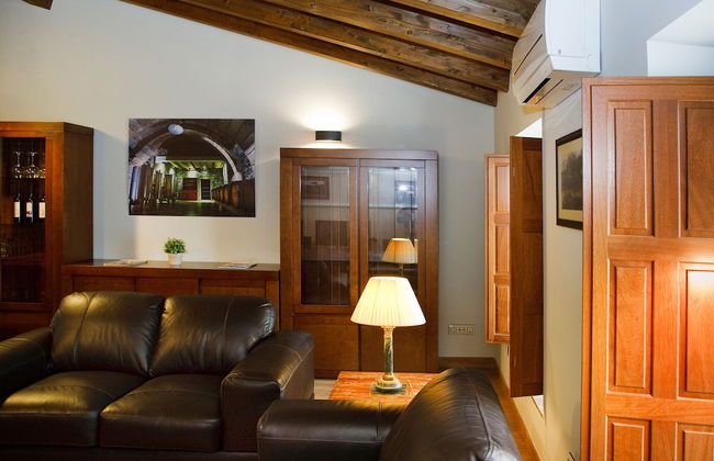 La Casa del Vino - Photo 24