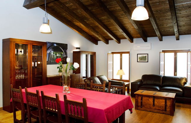 La Casa del Vino - Photo 17