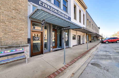 Photo 4 - Cozy Decatur Studio Apartment on Main Street