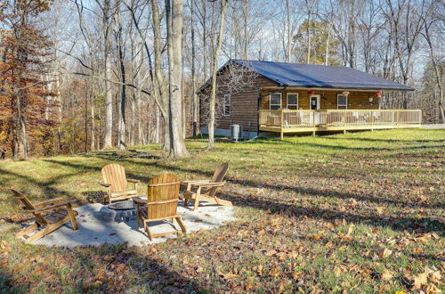 Foto 1 - Serene Logan Retreat w/ Private Hot Tub & Fire Pit