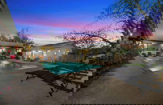 Foto 1 - Schubert Inn Cottage - Pool - Walk to Main St