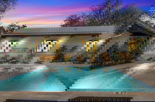 Photo 27 - Schubert Inn Combo With Pool
