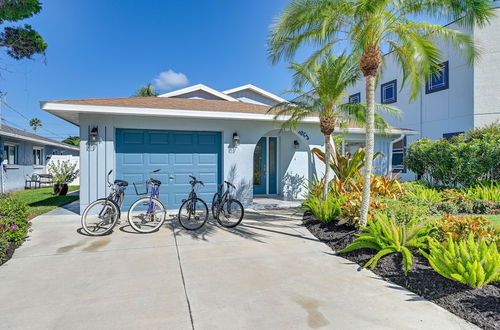 Photo 13 - Lovely Naples Home w/ Lanai & Pool ~ 1 Mi to Beach