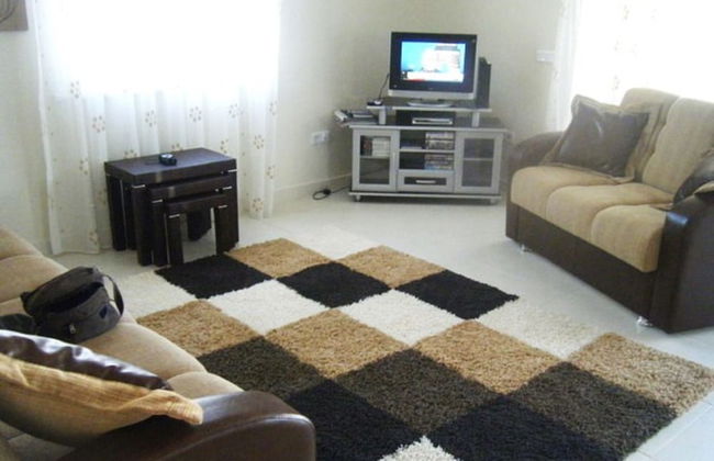 Spacious 2 Bed 2 Bath Home in one of Side's Most Popular Communities - Foto 12