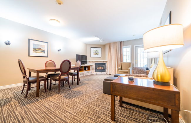 Horseshoe Valley Suites - The Azure - Photo 22