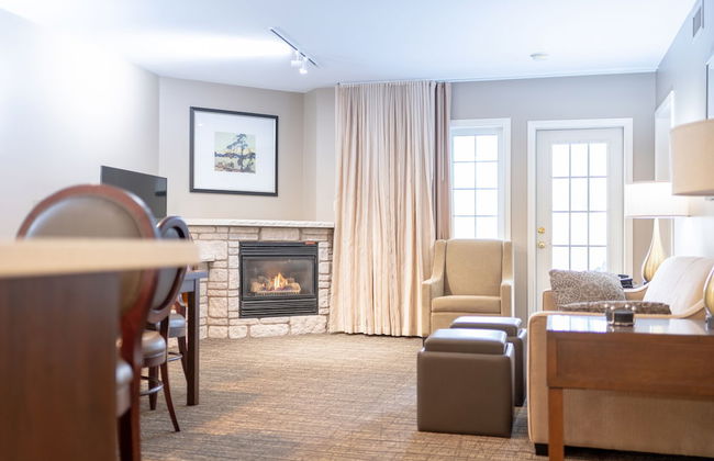 Horseshoe Valley Suites - The Azure - Photo 12