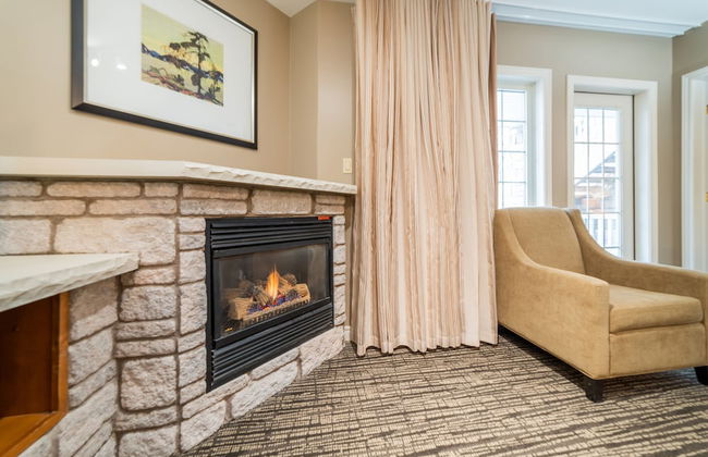 Horseshoe Valley Suites - The Azure - Photo 28