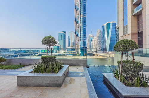 Photo 27 - Modern Apartment With Partial Canal and Pool View