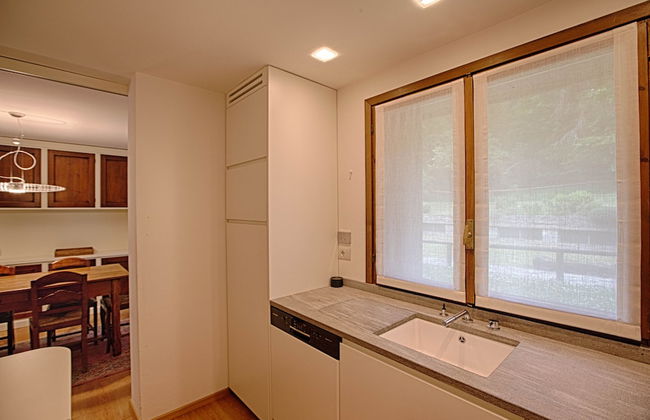 JOIVY Lovely Apt W/Mountain View And Parking In Courmayeur - Photo 9