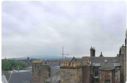 Photo 21 - 2-bed Historic Apartment in old Town Edinburgh