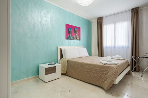 Photo 8 - Azzurra Apartments