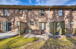 Photo 2 - Smyrna Townhome, Close to Truist Park