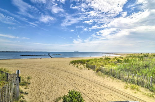 Photo 20 - Inviting Norfolk Family Retreat: 1 Block to Beach