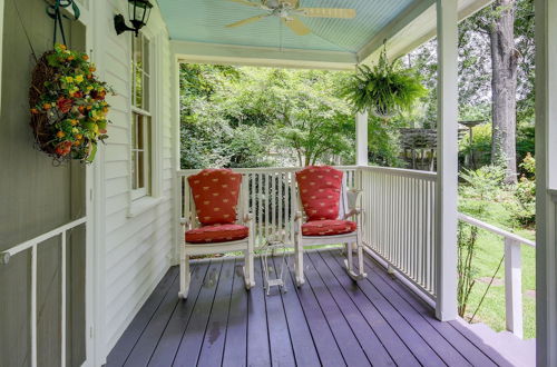 Photo 9 - Romantic Cottage in Washington Historic District