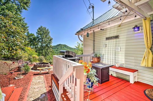 Foto 23 - Eclectic Ranger Home w/ Mtn Views + Hot Tub