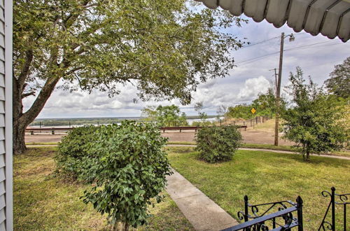 Photo 4 - Charming Cottage w/ Mississippi River Views