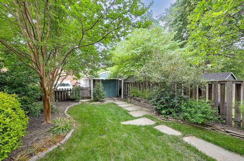 Photo 5 - Modern Alexandria Townhome ~ 2 Mi to Old Town