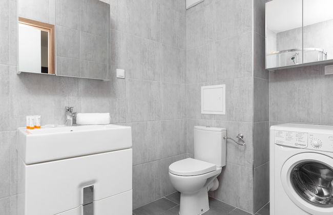 Metro Bielany Apartment by Renters - Photo 17