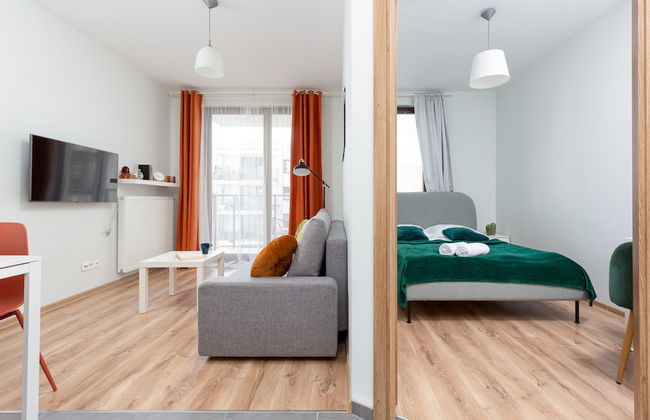 Metro Bielany Apartment by Renters - Photo 10