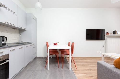 Photo 12 - Metro Bielany Apartment by Renters