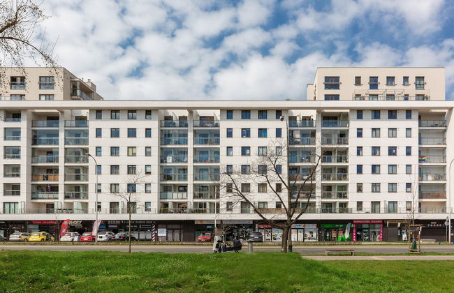 Metro Bielany Apartment by Renters - Photo 27