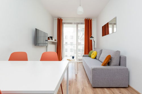 Photo 9 - Metro Bielany Apartment by Renters