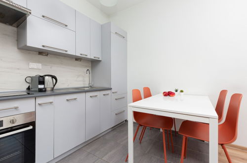 Photo 6 - Metro Bielany Apartment by Renters