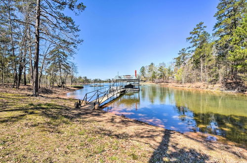 Photo 8 - Georgia Getaway w/ 2-story Dock By Lake Hartwell