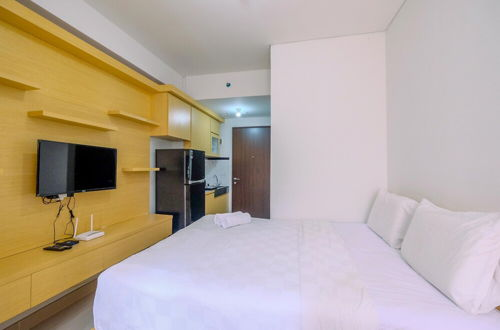 Foto 4 - Good Deal And Comfy Studio Apartment Transpark Cibubur