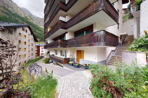 Photo 19 - Beautiful Apartment in Zermatt With a Breathtaking View of the Matterhorn