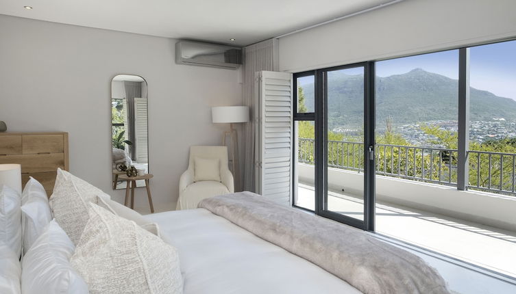 Photo 1 - Hout Bay Villa