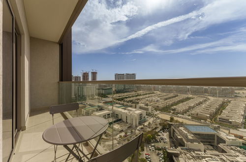 Photo 9 - Maison Privee - Modern & Chic Retreat 10min from Downtown Dubai