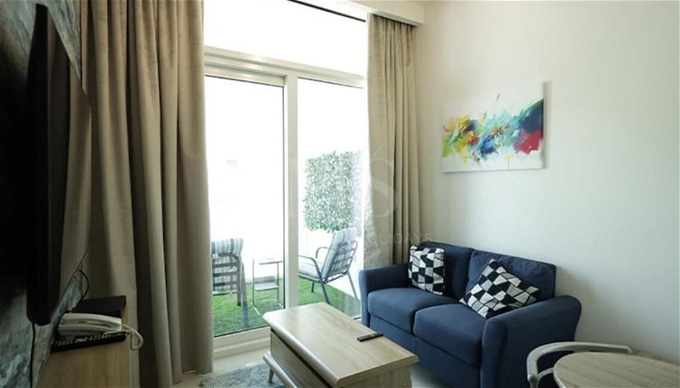 Foto 1 - Mh-1 Bhk With Serene Canal View in Reva Residence Ref 26009